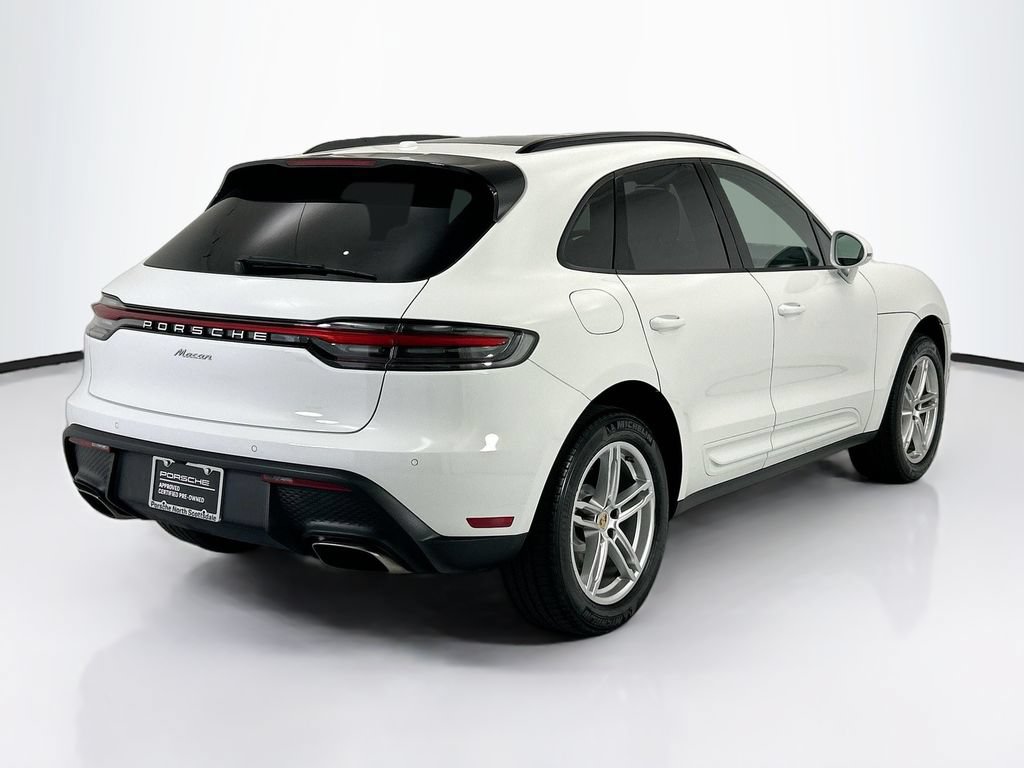 Certified 2023 Porsche Macan AWD/4WD image 7