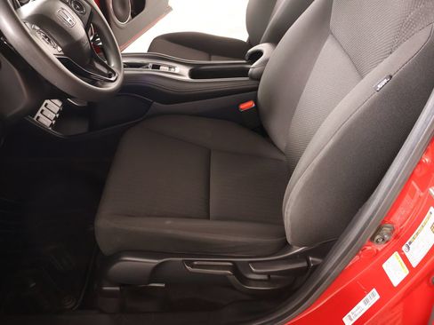 Used 2016 Honda HR-V EX image 11