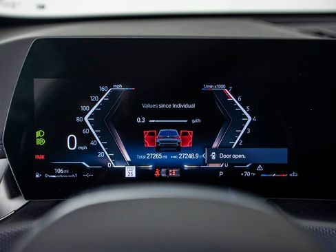 Used 2023 BMW X1 xDrive28i w/ M Sport Package image 23