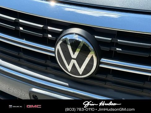 Used 2024 Volkswagen Jetta SE FWD image 8