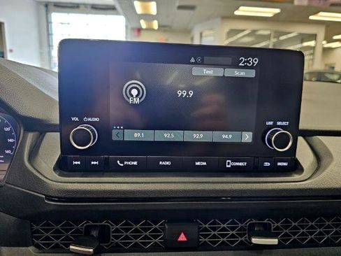 Used 2024 Honda Accord EX image 17