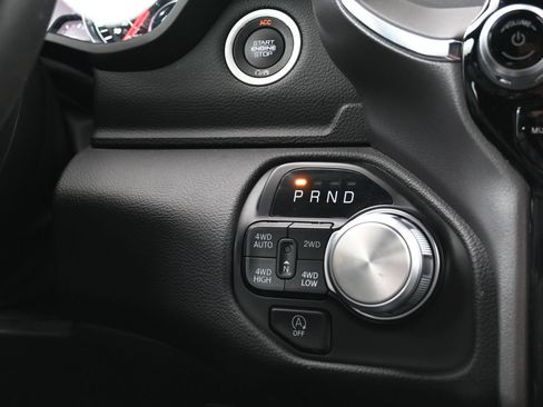 Used 2024 RAM 1500 Laramie AWD/4WD image 34