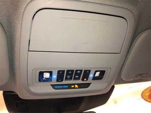 Used 2023 Ford Explorer XLT w/ Equipment Group 202A image 25