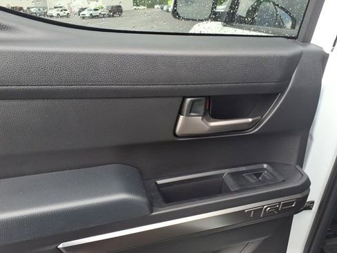 Used 2025 Toyota Tacoma TRD Sport AWD/4WD image 6