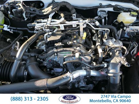 New 2025 Ford Bronco 4-Door image 29