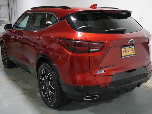 Certified 2025 Chevrolet Blazer RS w/ Driver Confidence II Package image 3