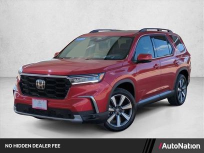 Certified 2025 Honda Pilot Touring