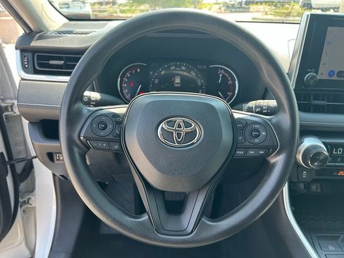 Used 2024 Toyota RAV4 XLE AWD/4WD image 10