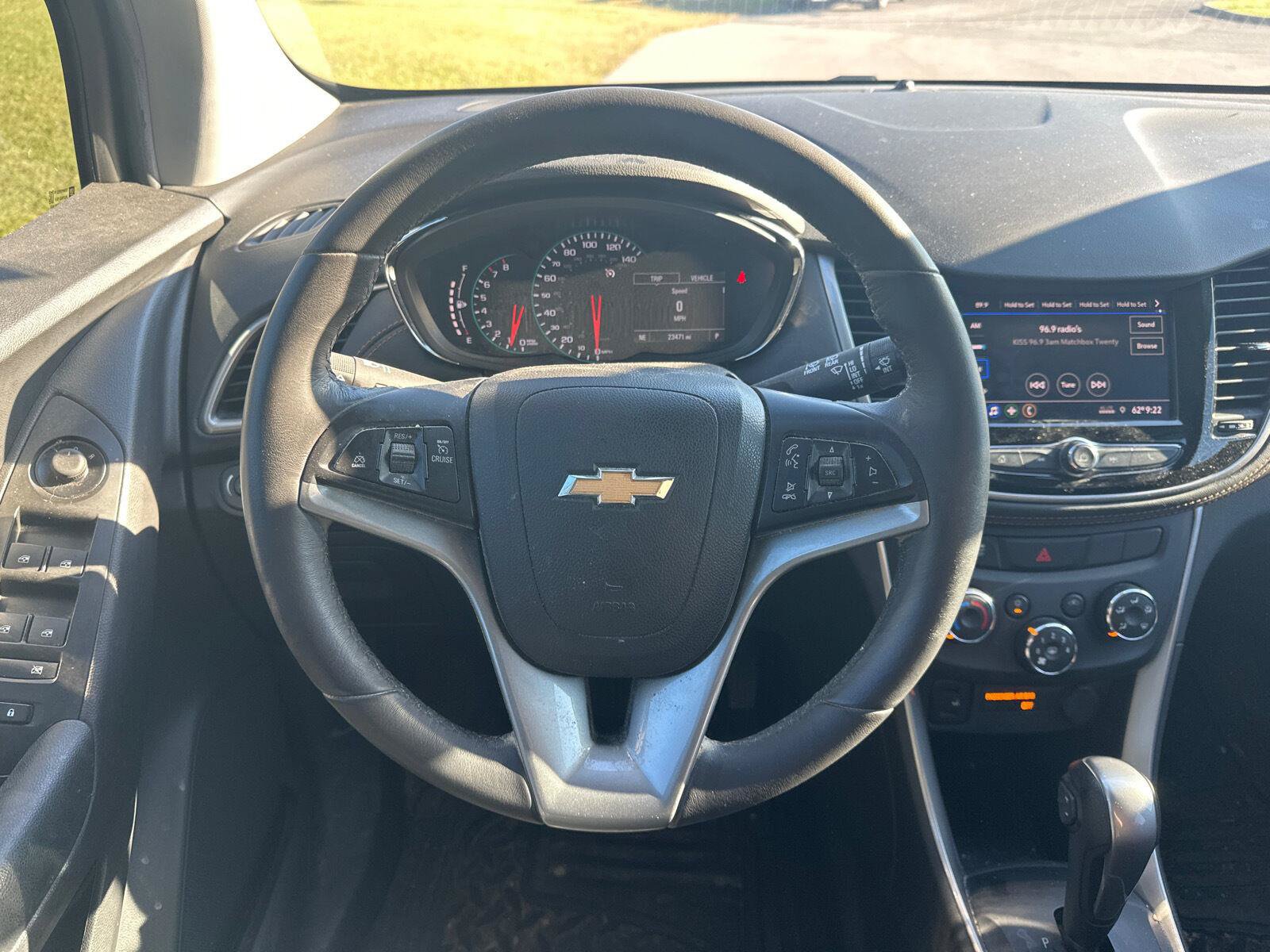 Used 2022 Chevrolet Trax LT w/ Sport Edition AWD/4WD image 7