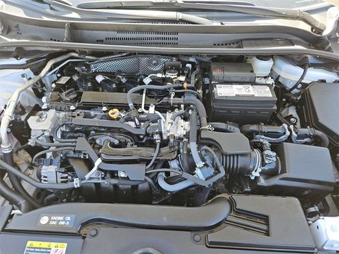 Used 2025 Toyota Corolla LE image 23