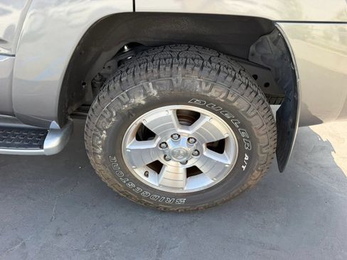 Used 2004 Toyota 4Runner Limited RWD image 35