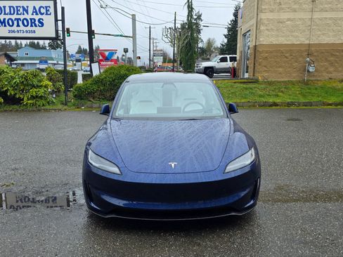 Used 2025 Tesla Model 3 Performance image 2
