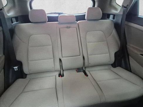 Used 2020 Hyundai Tucson Value FWD image 23