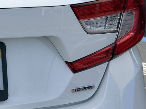 Used 2018 Honda Accord Touring image 27