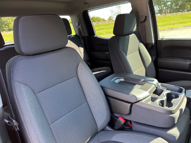 Used 2022 Chevrolet Silverado 1500 Custom Trail Boss w/ Safety Confidence Package AWD/4WD image 38