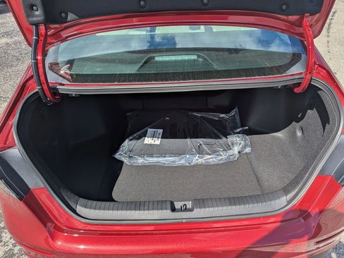 Used 2025 Honda Accord SE image 8