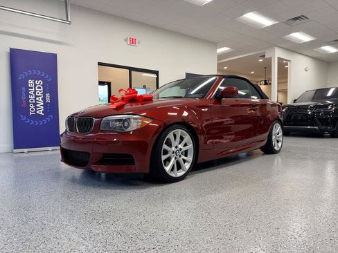 Used 2012 BMW 135i Convertible RWD image 14