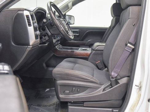 Used 2017 GMC Sierra 1500 SLE w/ SLE Value Package image 2