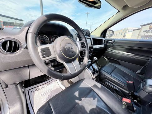 Used 2016 Jeep Compass High Altitude image 12
