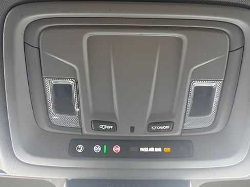 Used 2024 Chevrolet Silverado 2500 LT image 13