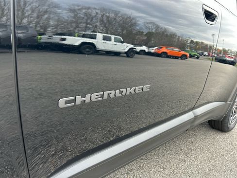 New 2026 Jeep Cherokee Limited AWD/4WD image 14