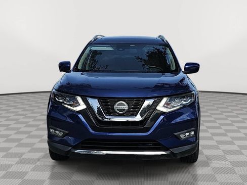 Used 2018 Nissan Rogue SL w/ Premium Package FWD image 3