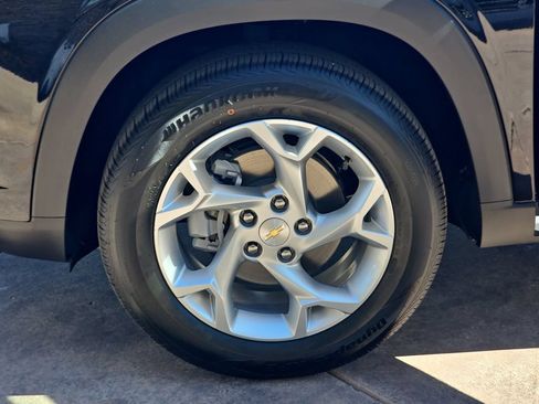 New 2026 Chevrolet Trax LS w/ LS Convenience Package FWD image 35