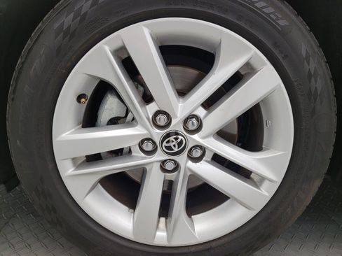 Used 2019 Toyota Corolla SE w/ Body Protection Package FWD image 31