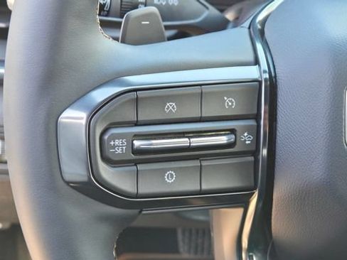 New 2026 GMC Terrain AT4 w/ Technology Package II AWD/4WD image 16