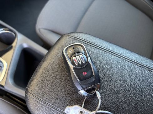 Used 2025 Buick Encore GX Preferred FWD image 24