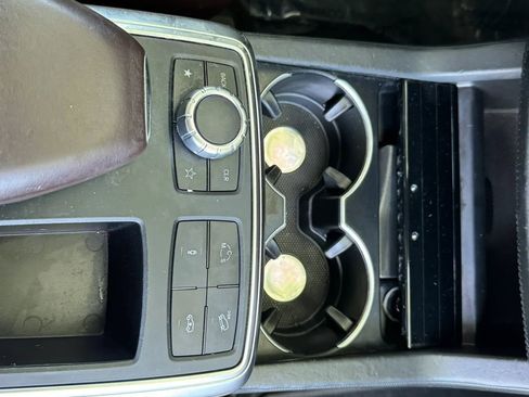 Used 2012 Mercedes-Benz ML 63 AMG 4MATIC w/ AMG Performance Pkg image 23