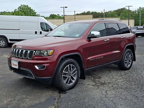 Used 2021 Jeep Grand Cherokee Limited w/ Luxury Group II AWD/4WD image 3