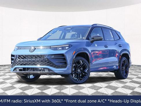 New 2026 Volkswagen Tiguan SE R-Line image 2