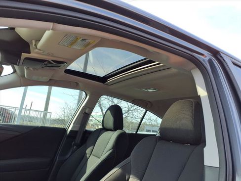 Certified 2025 Subaru Legacy Premium image 19