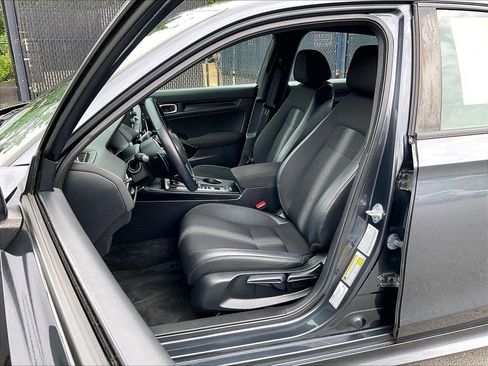 Used 2023 Honda Civic Sport image 10