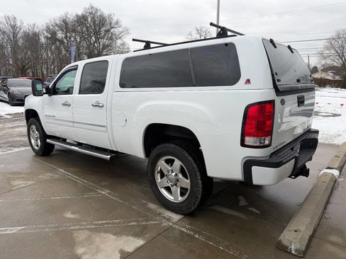 Used 2013 GMC Sierra 2500 Denali w/ Suspension Package, Off-Road image 9