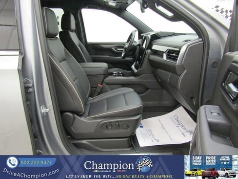 Used 2025 GMC Yukon Elevation w/ LPO, Yukon Black Package image 43