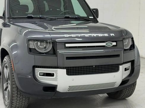 Used 2024 Land Rover Defender 110 SE AWD/4WD image 44