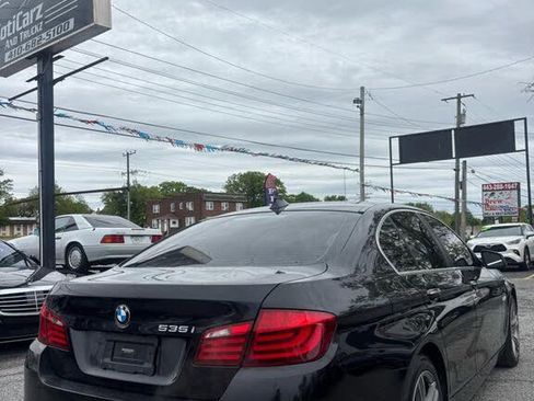 Used 2012 BMW 535i xDrive Sedan AWD/4WD image 7