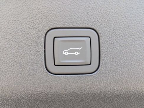 New 2026 Chevrolet Suburban Premier AWD/4WD image 37