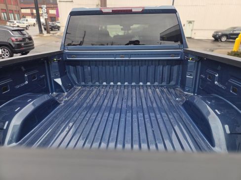 Certified 2025 Chevrolet Silverado 2500 Custom w/ Custom Value Package image 10