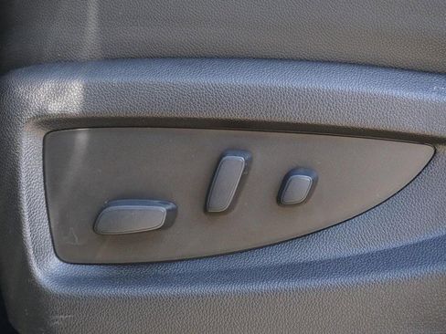 Used 2020 GMC Yukon XL SLT image 23