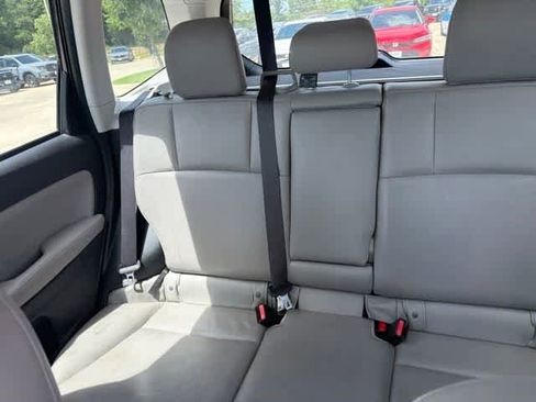 Used 2015 Subaru Forester 2.5i Touring w/ Eyesight & Navigation System AWD/4WD image 4