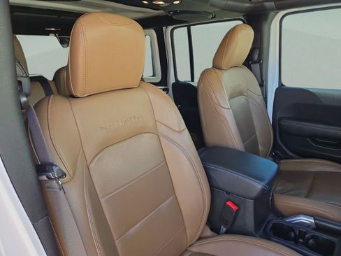 Certified 2020 Jeep Wrangler Unlimited Sahara w/ Safety Group image 12