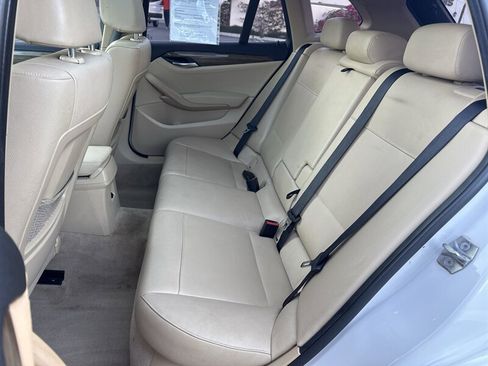 Used 2013 BMW X1 xDrive28i image 17