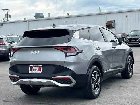 Used 2023 Kia Sportage LX AWD/4WD image 13