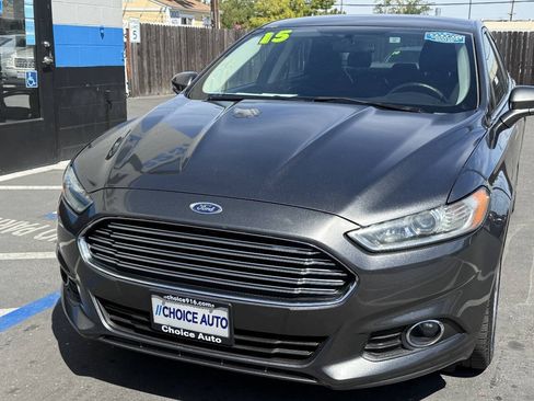 Used 2015 Ford Fusion SE w/ Equipment Group 201A FWD image 19