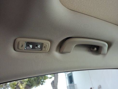 Used 2022 BMW 740i RWD image 35