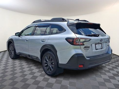 Used 2025 Subaru Outback Onyx Edition XT AWD/4WD image 7