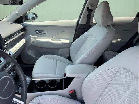 Certified 2026 Hyundai Kona SEL Premium AWD/4WD image 9